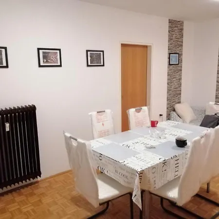 Arena Stozice Homestay *